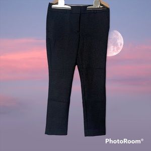 Ann Taylor cigarette pant lightly worn